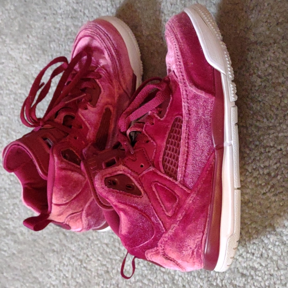 Girls Jordan Spizike Rose Felt. Size 13C. New No Box
